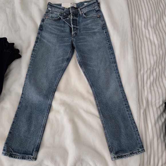 Citizens Of Humanity Denim - Citizens of Humanity Charlotte Crop Blue Denim Jeans